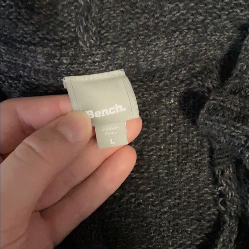 Bench zip up - Picture 2 of 4